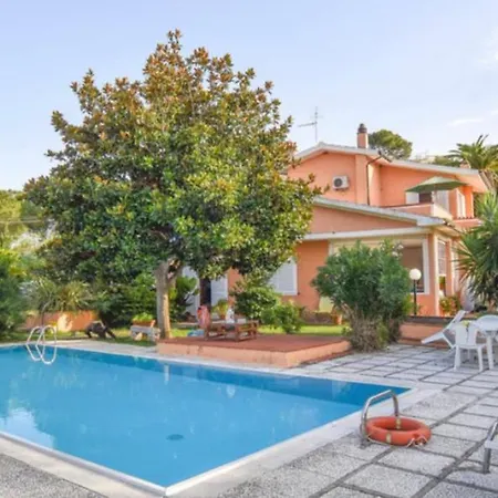 Villalara Con Piscina E Vista Mare