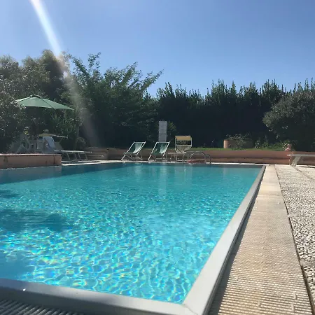 Villalara Con Piscina E Vista Mare Portoferraio