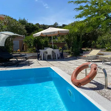 Appartamento Villalara Con Piscina E Vista Mare