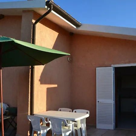 Villalara Con Piscina E Vista Mare Portoferraio